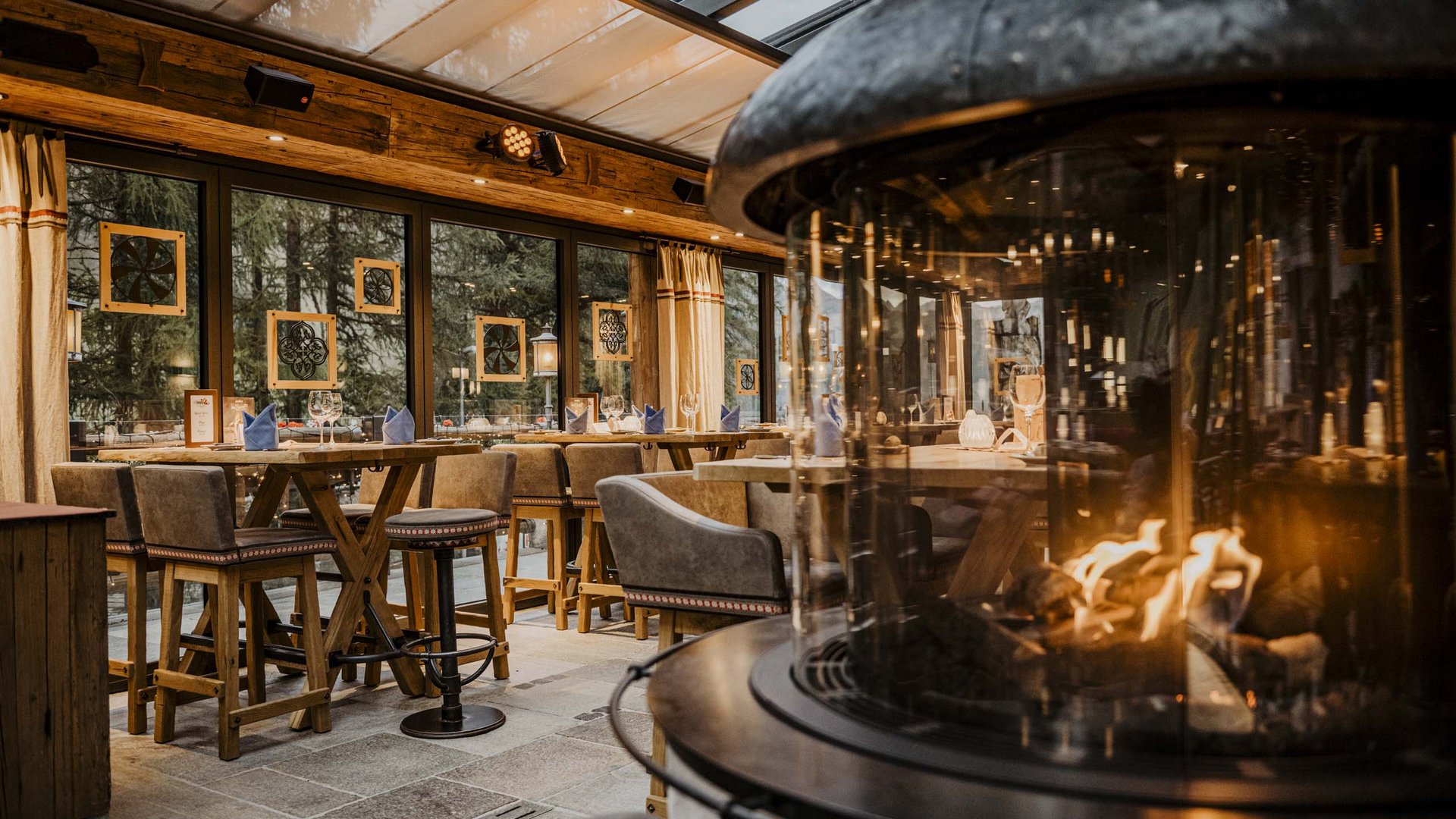 Die Schmuggler-Alm: Kulinarik, Après-Snow-Erlebnis, Shopping Die Schmuggler-Alm: Kulinarik, Après-Snow-Erlebnis, Shopping